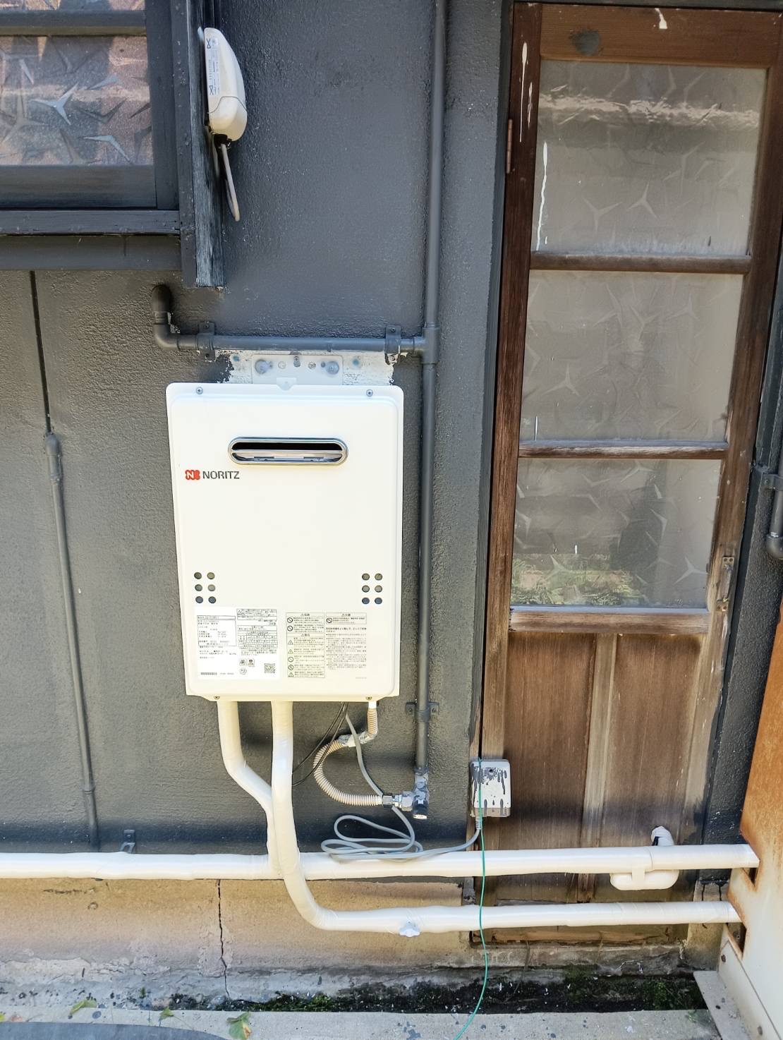 ガス給湯器故障による交換工事_突然のお湯トラブルを迅速対応で当日解消_20260428A