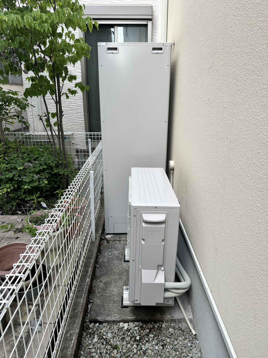 20260901Aエコキュートの基盤が故障！お湯が出ないトラブルを解消、新しいエコキュートへ交換工事