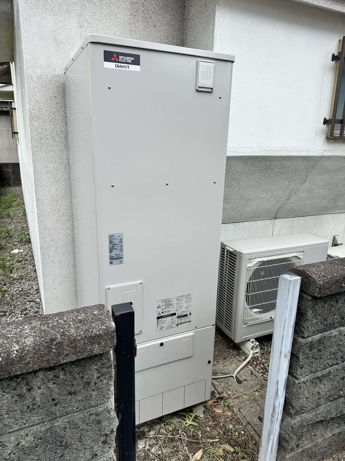 20260902A経年劣化で電気温水器が限界に！古い給湯設備を最新エコキュートへ交換工事